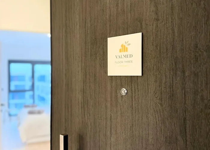 Valmed Apartment *