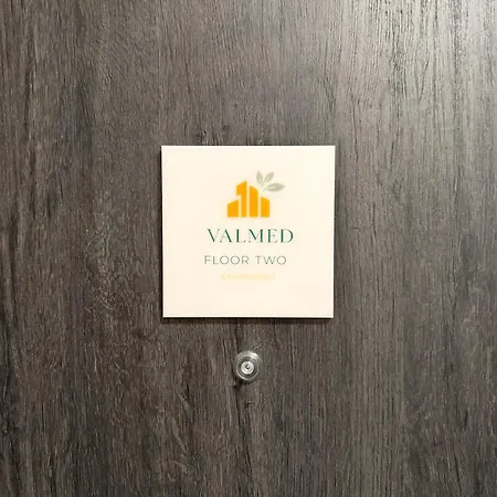 Valmed أوماغ